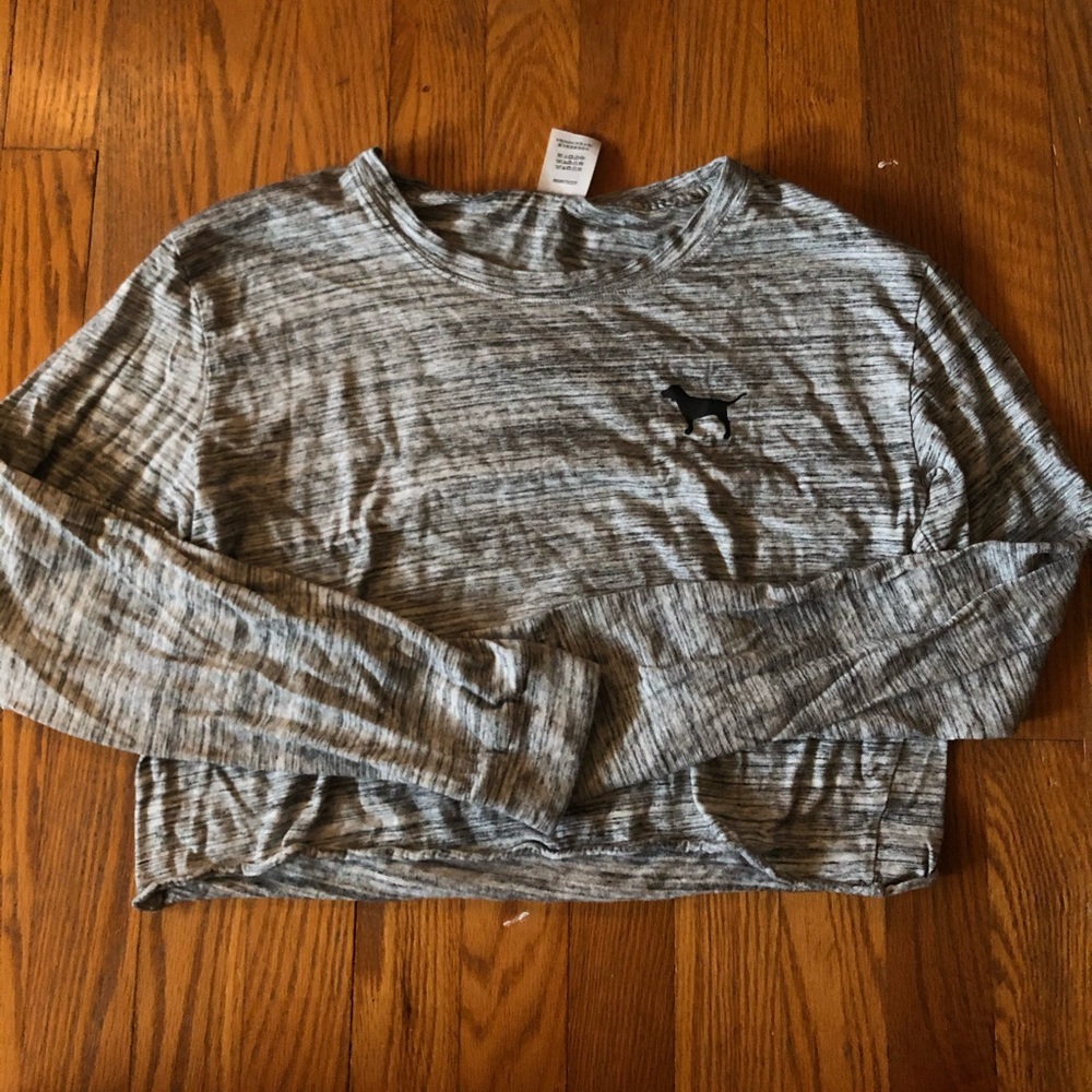 grey/white slash PINK cropped shirt